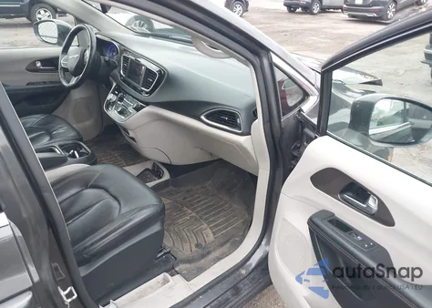 2019 Chrysler Pacifica Touring L из США, поврежденный, VIN 2C4RC1BG5KR613450